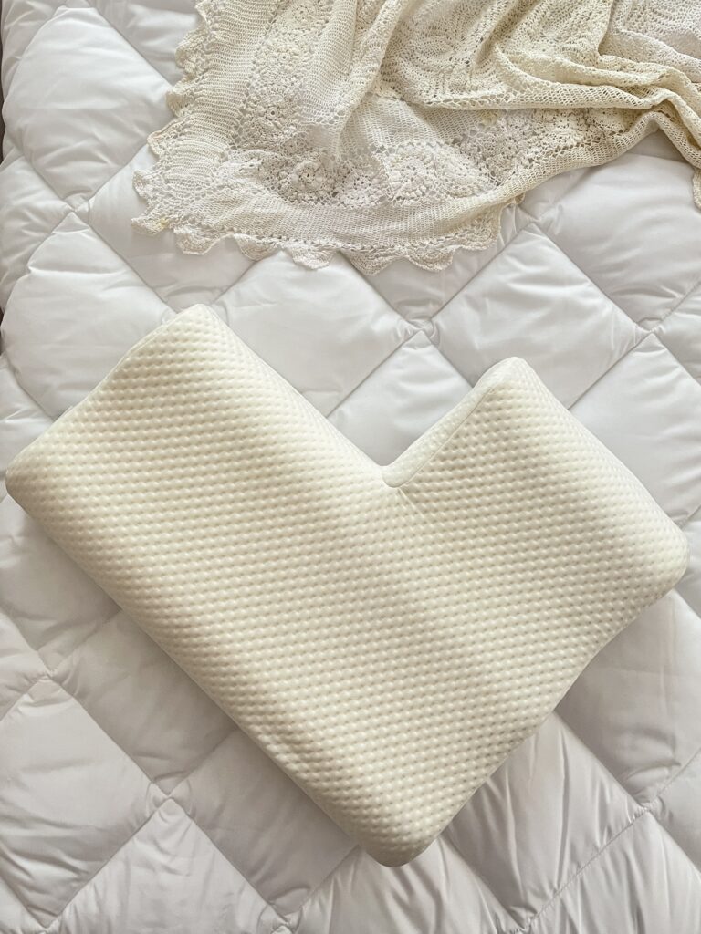 بالش مموری فوم رمانتیک