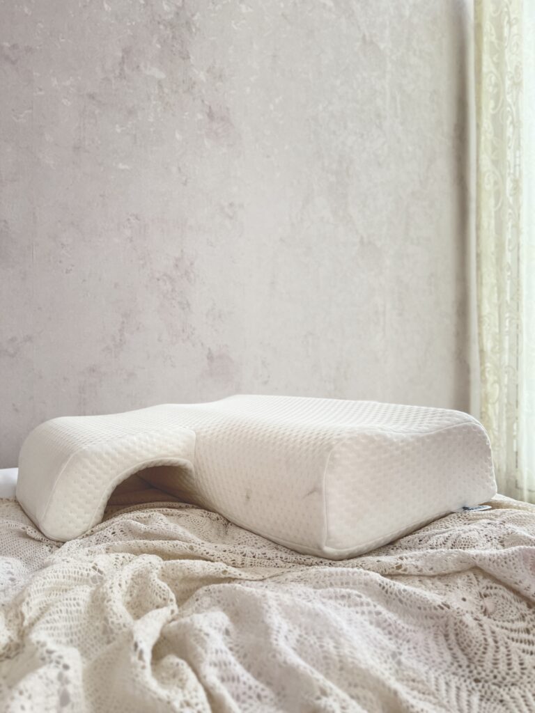 بالش مموری فوم رمانتیک